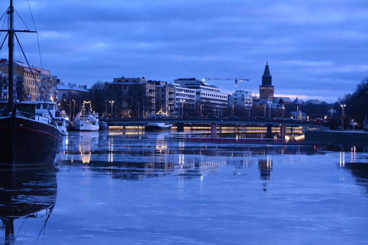 Riverside Lux With 2 Bedrooms, Car Park Garage And Sauna Турку Екстер'єр фото