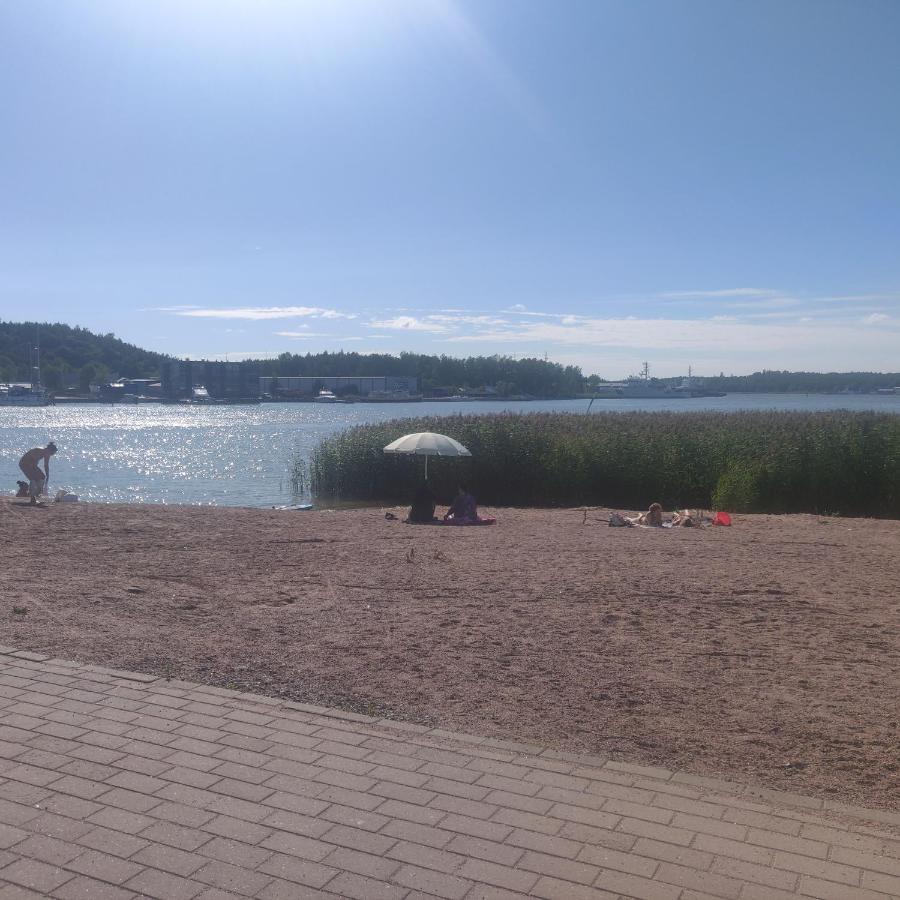 Riverside Lux With 2 Bedrooms, Car Park Garage And Sauna Турку Екстер'єр фото